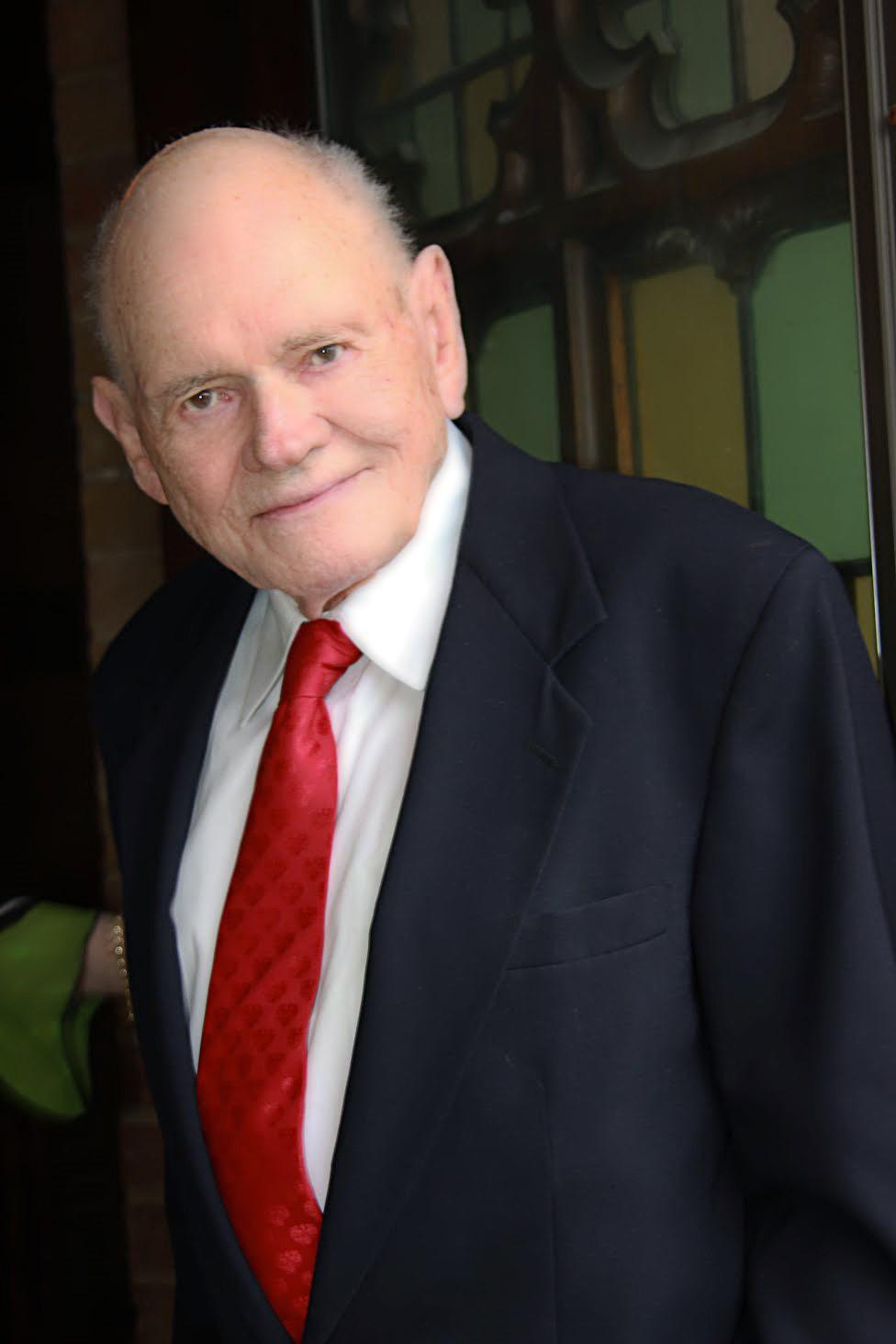 Former Stanford dean, Henry Thomas James, died in Minnesota at 101. (Image courtesy of James family)