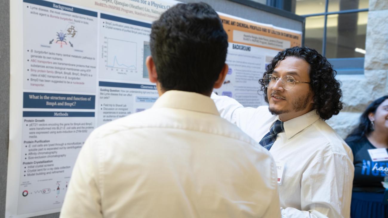 Jose Lopez presents his poster project on Aug. 29. 2024.