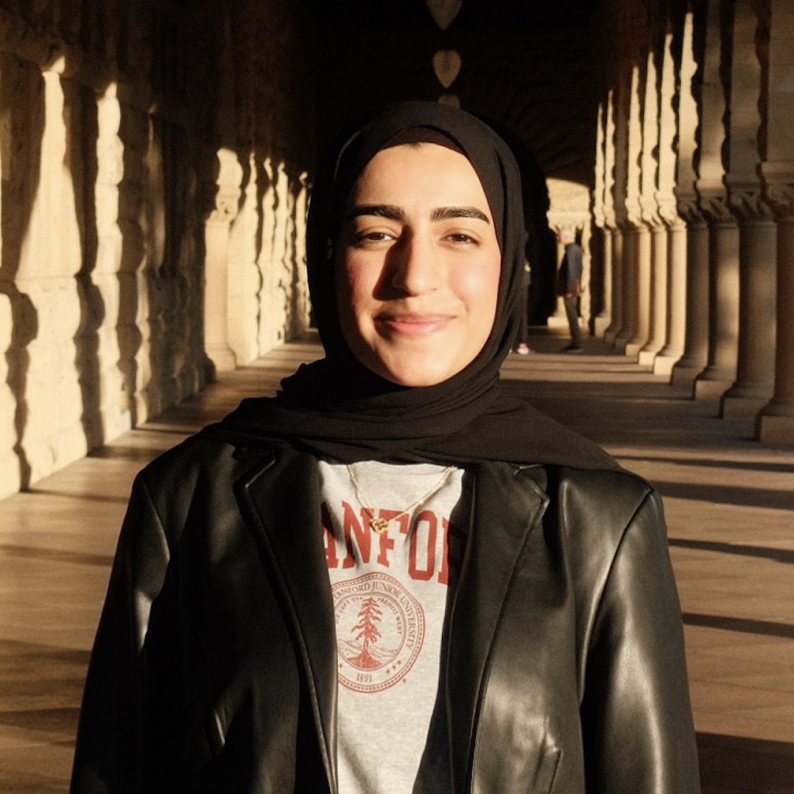 headshot of Sara Nasaif