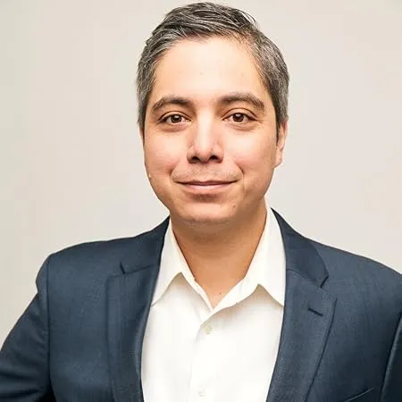 GSE Associate Professor Antero Garcia